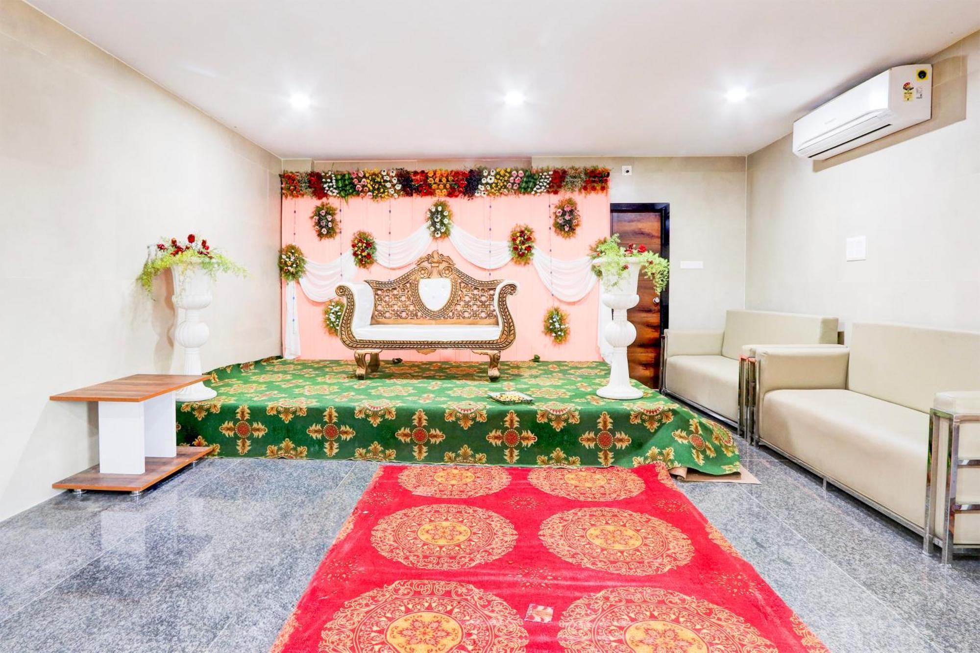 Hotel O Pr Grand Khammam Екстер'єр фото