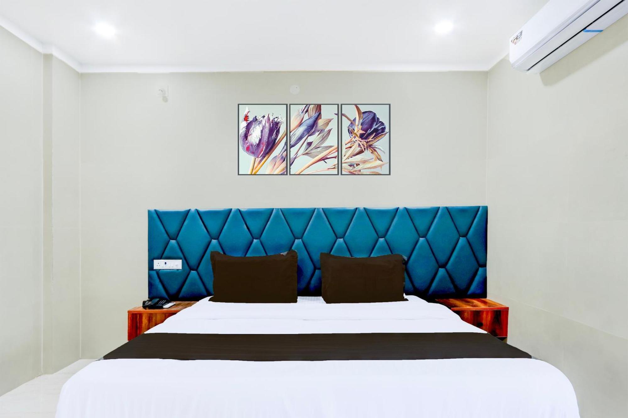 Hotel O Pr Grand Khammam Екстер'єр фото